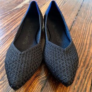 Black Point Toe Flat | Rothy’s | Size: 7.5